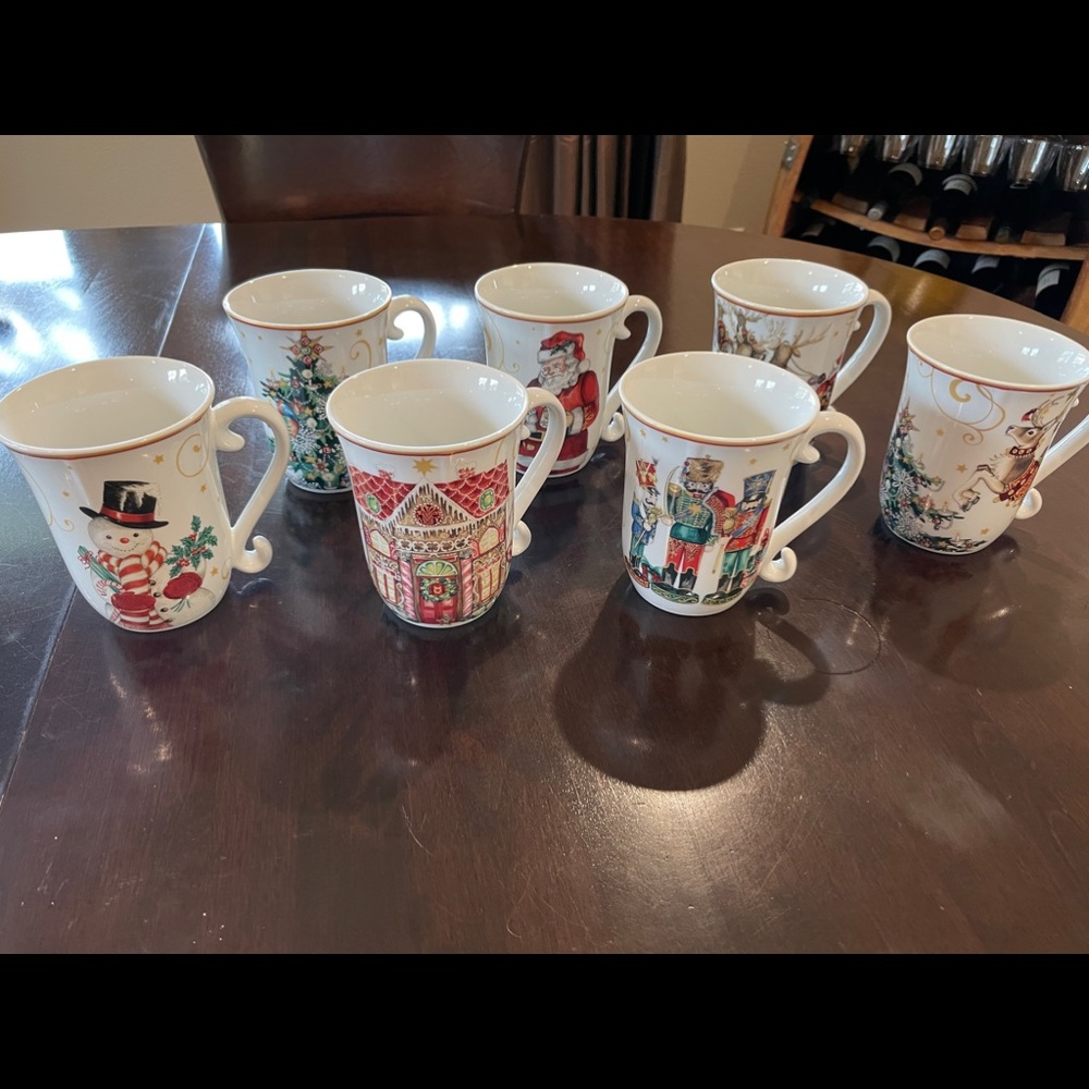 Williams Sonoma Holiday Christmas Mugs